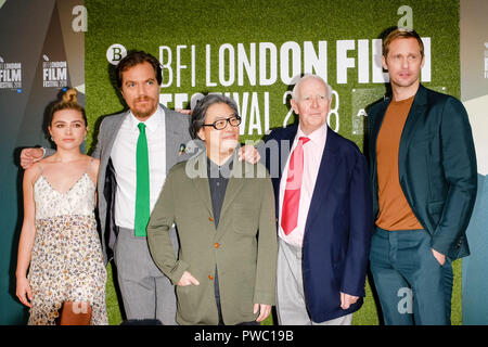 Darsteller und Autor an der London Film Festival Screening Der kleine Schlagzeuger Mädchen am Sonntag, den 14. Oktober 2018 am Bahndamm Garten Kino, London statt. Im Bild: Florenz Pugh, Michael Shannon, Park Chan-Wook John Le Carré, Alexander Skarsgard, John Le Carre. Bild von Julie Edwards. Stockfoto