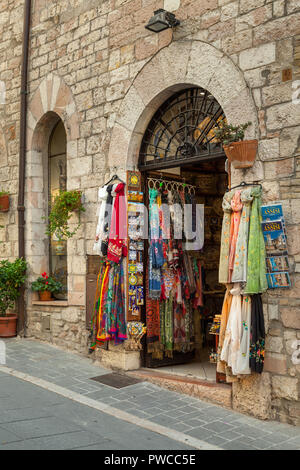 Souvenirladen in Assisi, Perugia, Umbrien, Italien Stockfoto