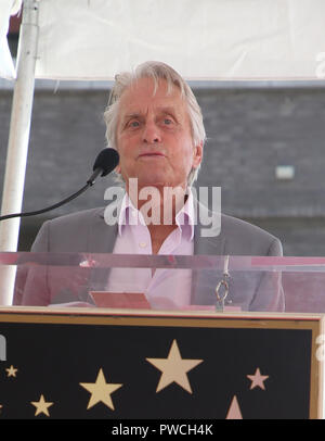 Eric McCormack geehrt mit Stern auf dem Hollywood Walk of Fame Mit: Michael Douglas Wo: Hollywood, California, United States Wenn: 14 Sep 2018 Credit: FayesVision/WENN.com Stockfoto