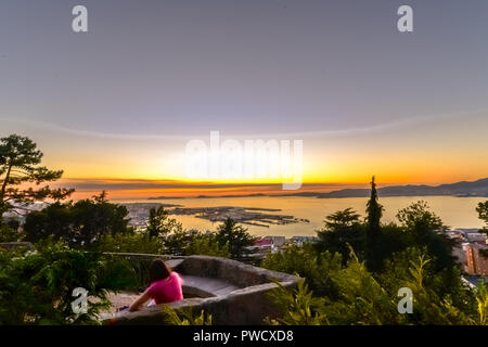 Vigo/Spanien - 10/5/18 - Sonnenuntergang von O Castro in Vigo Stockfoto