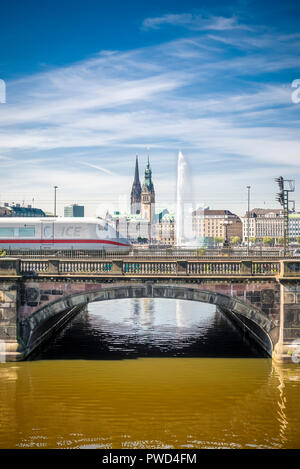 Deutschland, Hamburg, Alster, Rathaus, Nikolaikirche, Binnenalster Stockfoto