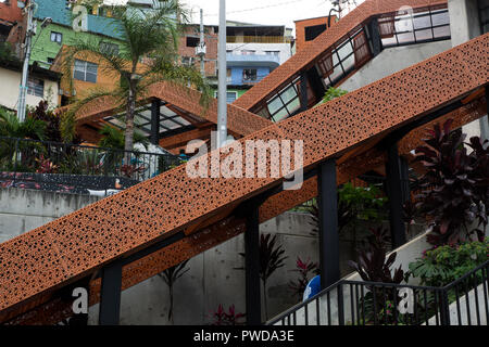 Rolltreppe in Comuna 13 Medellin Stockfoto