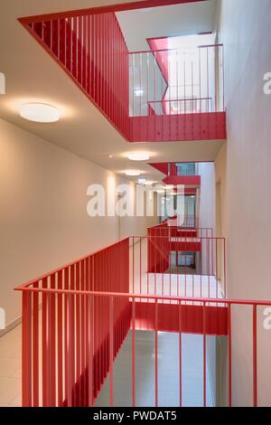 Wien 1230, Wohnanlage Carlbergergasse 105 Stockfoto