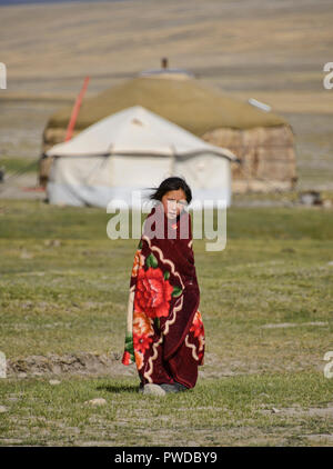 Kirgisischen Nomaden Mädchen in der Kara Jilga, Tadschikistan Stockfoto