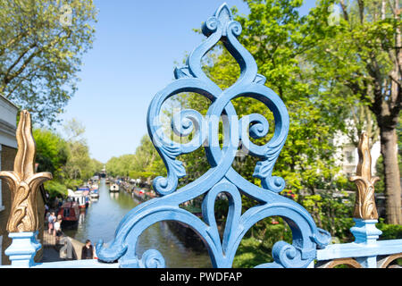 Brücke über die Grand Union Canal, kleine Venedig, Maida Vale, City of Westminster, Greater London, England, Vereinigtes Königreich Stockfoto