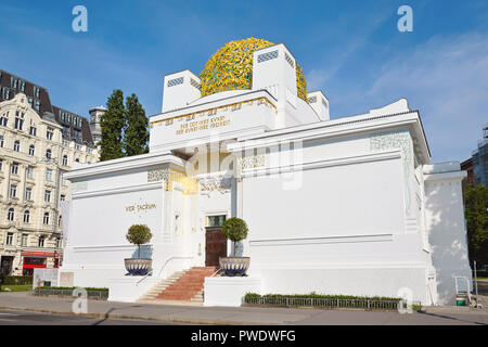 Die Außenseite des goldenen Kuppel der Wiener Sezession. August 2018 Stockfoto