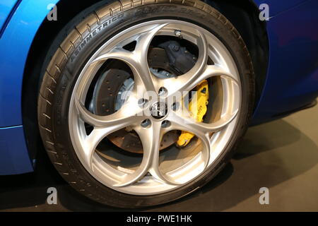 Miami Beach, FL, USA. 13 Okt, 2018. Miami International Auto Show im Miami Beach Convention Center am 13. Oktober 2018 in Miami Beach, Florida. Personen: Atmosphäre Credit: Hoo Me.Com/Media Punch/Alamy leben Nachrichten Stockfoto