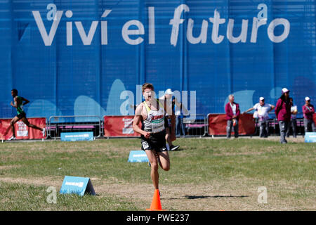 Buenos Aires, Argentinien. 15 Okt, 2018. 15 Oktober 2018, Argentinien, Buenos Aires: Leichtathletik, Fünfkampf, Langlauf, Männer: Clemens Erdmann aus Deutschland in Aktion. Credit: Gustavo Ortiz/dpa/Alamy leben Nachrichten Stockfoto