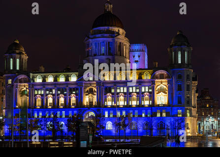 Die mersey Docks und Harbour Board Gebäude auf Liverpool's Pier Head und Waterfront, Albion House auf der rechten Seite. Bild im Oktober 2018 übernommen. Stockfoto