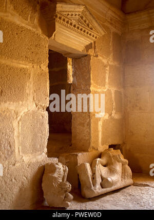Syrien. Palmyra. Tal der Gräber. Grabkunst Tower. 1. Intside anzeigen. UNESCO-Weltkulturerbe. (Bild vor dem syrischen Bürgerkrieg). Stockfoto
