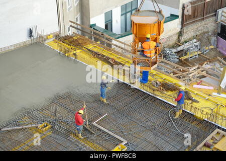 Wien, Experimentierfeld des Wohnbaus Beatrixgasse 11, Betonieren Einer Geschoßdecke Stockfoto