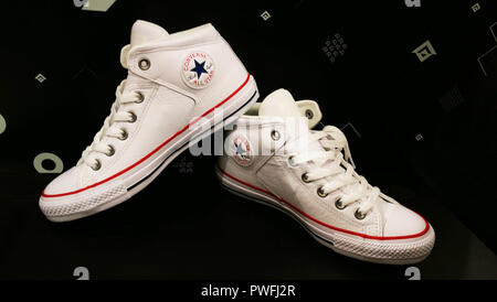 Converse All Stars Trainer isoliert. Stockfoto