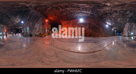 360 Grad Panorama Ansicht von Innerhalb der Praid Salzbergwerk, Rumänien