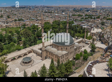 Paar chilometers weit entfernt von der syrischen Grenze, Urfa ist eine multiethnische Stadt mit einem Türkischen, kurdischen und armenischen Erbes Stockfoto