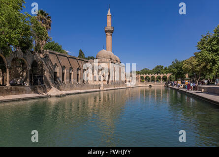 Paar chilometers weit entfernt von der syrischen Grenze, Urfa ist eine multiethnische Stadt mit einem Türkischen, kurdischen und armenischen Erbes Stockfoto