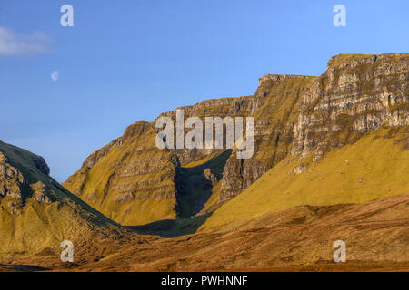 Sonnenaufgang am Quiraing, trotternish Ridge, Isle of Skye, Schottland, Großbritannien Stockfoto