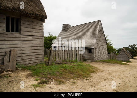 Alte Gebäude in Plimoth Plantation in Plymouth, MA Stockfoto