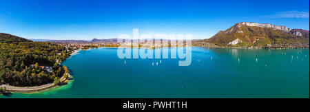 Luftaufnahme See von Annecy Waterfront in Frankreich Stockfoto