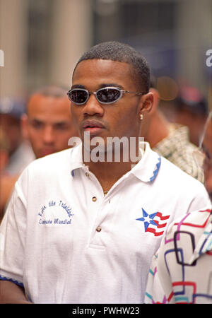 Box-weltmeister Felix Trinidad an der NEW YORK CITY Puerto Rican Day Parade Stockfoto