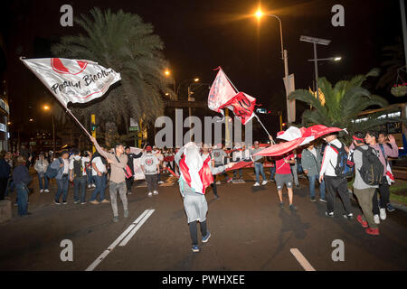 Fanatismus in Peru Peru gegen Chile Fußball. Stockfoto