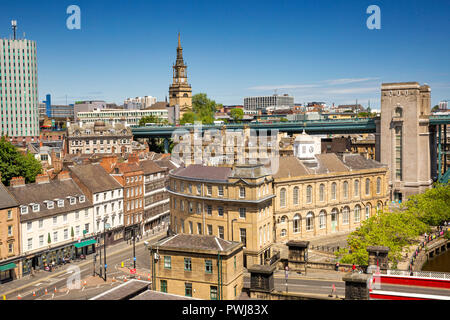 Großbritannien, England, Tyneside, Newcastle upon Tyne, Sandhill und nördlichen Pier der Tyne Bridge von der High Level Bridge Stockfoto