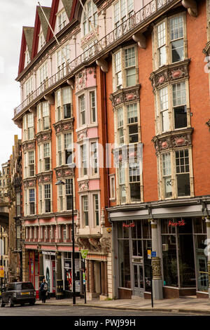 Großbritannien, England, Tyneside, Newcastle upon Tyne, Dean Street, Cathedral Gebäude Stockfoto