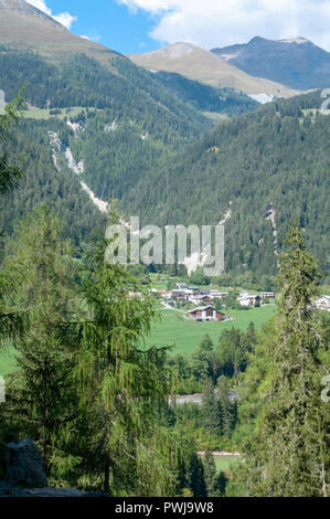 Scuol ist eine Gemeinde im Engiadina Bassa/Val Müstair Region im Schweizer Kanton Graubünden Stockfoto