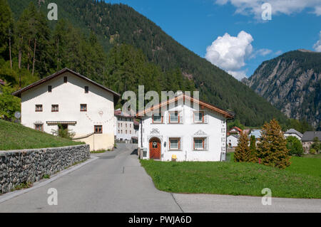 Gemeinde Ramosch ist eine Gemeinde im Bezirk Inn des Schweizer Kantons Graubünden. Am 1. Januar 2013 die Gemeinden der Gemeinde Ramosch und Tschlin Stockfoto