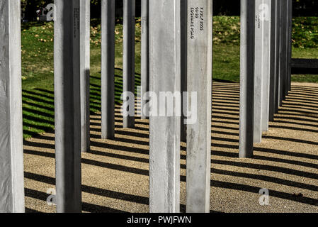 7. Juli Memorial, Hyde Park, Denkmal für die 52 Opfer der Bombenanschläge von London vom 7. Juli 2005 an der Tavistock Square, Edgware Road, King's Cross und Aldgate Stockfoto