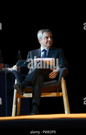 Rom, Italien. 16 Okt, 2018. Dario Scannapieco, Vizepräsident der EIB, bei der ANCE Montage, Nationaler Verband der Gebäude Konstruktoren, im Auditorium der Vermittlung von Rom statt. Credit: Unabhängige Fotoagentur/Alamy leben Nachrichten Stockfoto