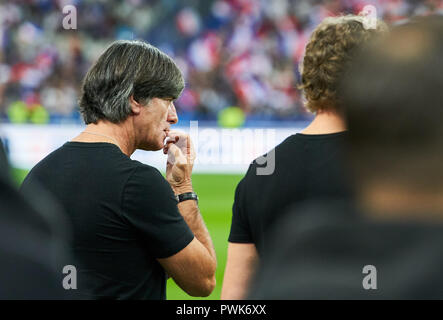 Paris, Frankreich. 16. Oktober, 2018. DFB-headcoach Joachim Jogi Löw, Löw, halbe Größe, Porträt, nervös, Frankreich - Deutschland Fußball-Nationen Liga, Saison 2018/2019, Oktober 16, 2018 Paris, Deutschland. © Peter Schatz/Alamy leben Nachrichten Stockfoto