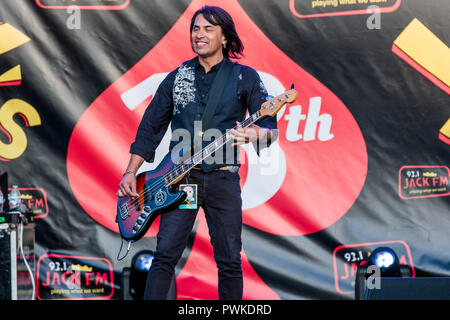 Irvine, Kalifornien, USA. 14 Okt, 2018. Die EverClear-Technologie bei 93.1 JACK FM Jack's 13. Zeigen an FivePoint Amphitheater in Irvine, Kalifornien am Oktober 14, 2018 Credit: Marissa Carter/ZUMA Draht/Alamy leben Nachrichten Stockfoto