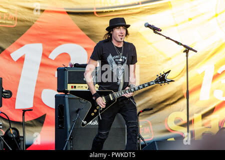 Irvine, Kalifornien, USA. 14 Okt, 2018. Die EverClear-Technologie bei 93.1 JACK FM Jack's 13. Zeigen an FivePoint Amphitheater in Irvine, Kalifornien am Oktober 14, 2018 Credit: Marissa Carter/ZUMA Draht/Alamy leben Nachrichten Stockfoto