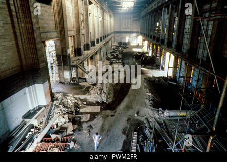 Battersea Power Station - Turbine Halle "A" im September 1988 Stockfoto