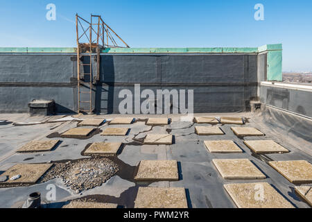 Dach von Bürohochhaus Stockfoto