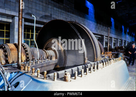 Battersea Power Station - Stripped Turbine Juli 1987 Stockfoto