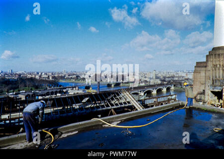 Battersea Power Station - Rooftop View im Frühjahr 1988 Stockfoto