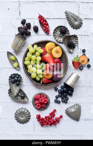 Verschiedene Arten von Obst- und Backformen Stockfoto