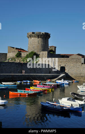 Frankreich, Baskenland, Pyrenees Atlantiques Abteilung, Stadt von Ciboure, fort und dem alten Hafen von Socoa. Stockfoto
