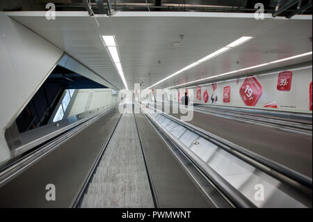 Wien, Westbahnhof, U-Bahn-Abgang Stockfoto