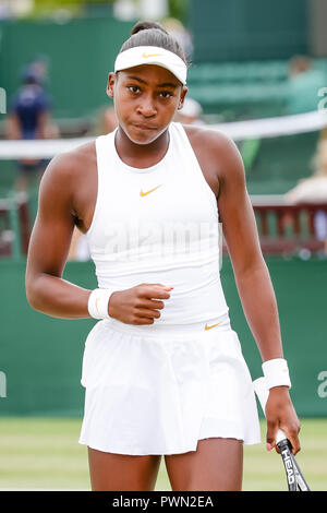 American Junior tennis player Cori Gauff (USA) während der Wimbledon Tennis Championships 2018 Stockfoto