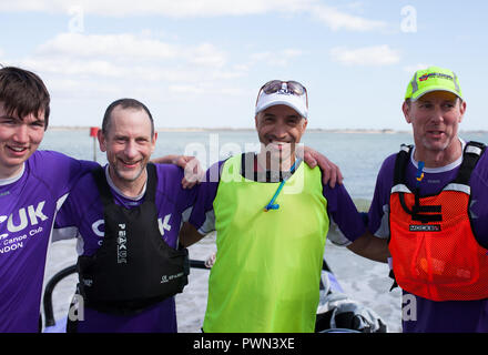 Gruppenbild der Gewinner eines Drachenboot Stockfoto