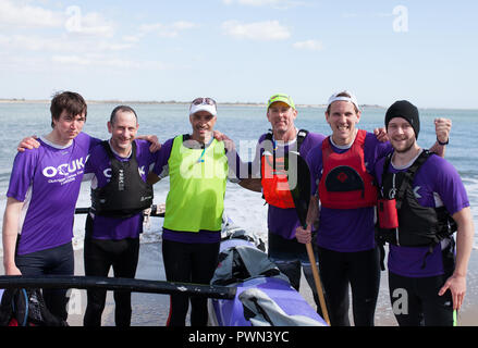 Gruppenbild der Gewinner eines Drachenboot Stockfoto