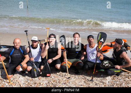 Gruppenbild der Gewinner eines Drachenboot Stockfoto