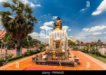 Statue von Sethathirath König in Vientiane, Laos Stockfoto