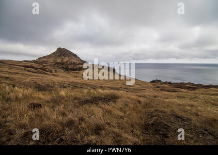 Unglaubliche Aussicht auf die Klippen am Ponta de Sao Lourenco, Portugal Stockfoto