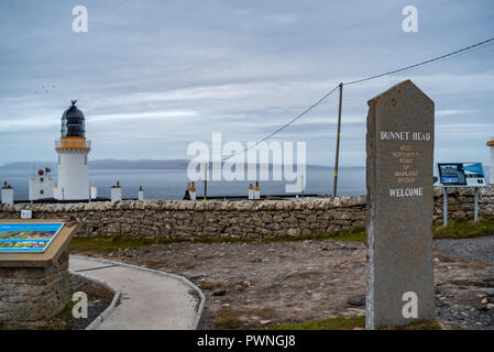 Leuchtturm, Dunnett Head, North Coast, Schottland, Großbritannien Stockfoto