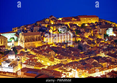 Dubrovnik Altstadt Dächer abend Luftaufnahme, Dalmatien Region von Kroatien Stockfoto