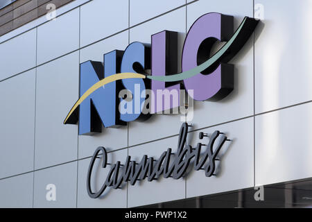 Halifax, Nova Scotia. 17 Okt, 2018. Die NSLC Cannabis Store auf Clyde Street, Halifax, N.S., 17. Okt. 2018. Die KANADISCHE PRESSE BILDER/Lee Brown Credit: Lee Brown/Alamy leben Nachrichten Stockfoto