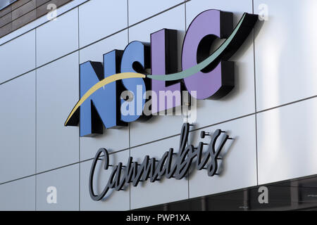 Halifax, Nova Scotia. 17 Okt, 2018. Die NSLC Cannabis Store auf Clyde Street, Halifax, N.S., 17. Okt. 2018. Die KANADISCHE PRESSE BILDER/Lee Brown Credit: Lee Brown/Alamy leben Nachrichten Stockfoto